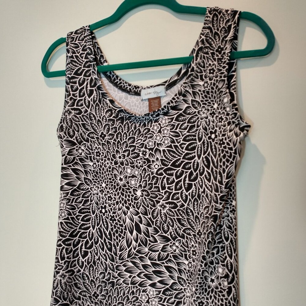 Chico's Black and White Floral Tank Top Size M